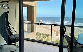 Absolute Beachfront At The Pier Glenelg